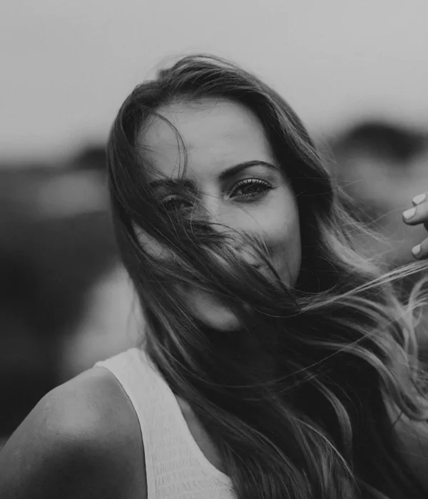 vadim-paripa-c9jbteajkag-unsplash-crp